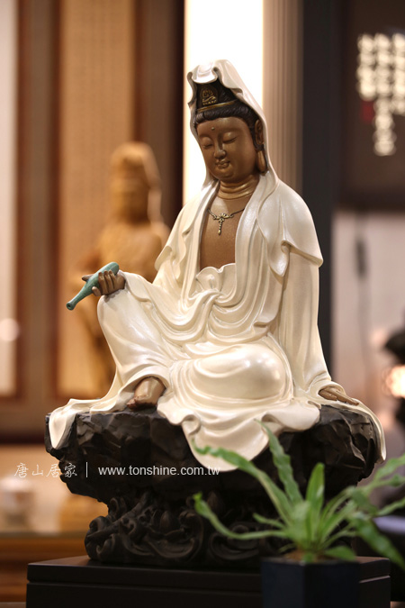 台灣典藏藝術 銅雕靜思觀音