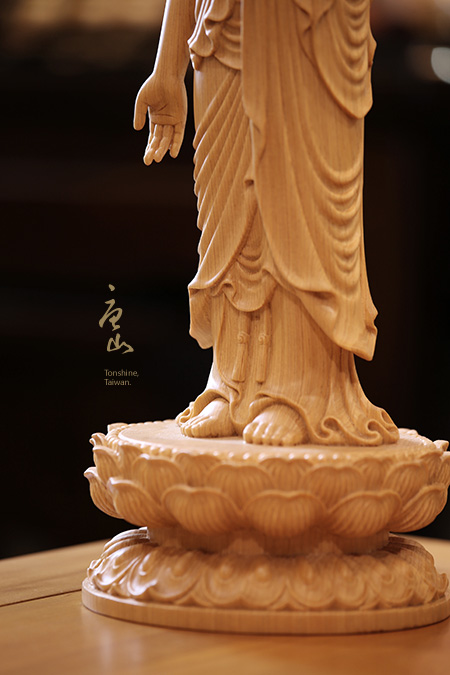佛像雕刻藝術-台灣檜木阿彌陀佛