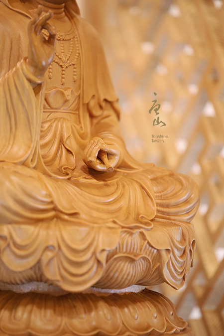 神明神像雕刻-台灣檜木蓮花觀世音菩薩