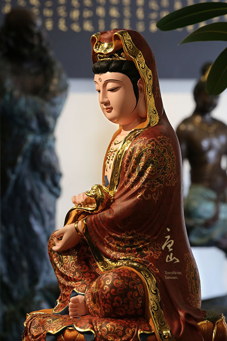 神明佛像雕刻-極彩如意觀音 神明佛像雕刻-極彩如意觀音