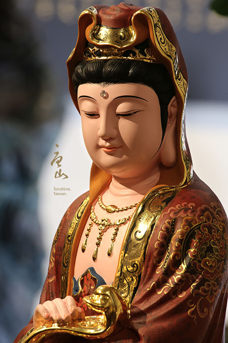 神明佛像雕刻-極彩如意觀音 神明佛像雕刻-極彩如意觀音