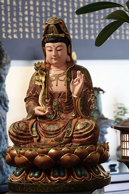 神明佛像雕刻-極彩大勢至菩薩 神明佛像雕刻-極彩大勢至菩薩