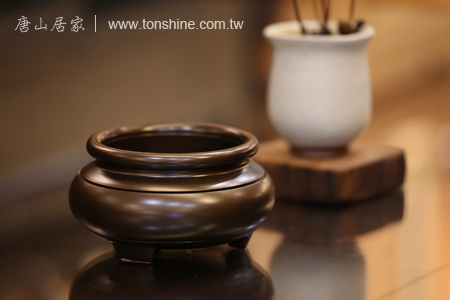 ㊣台灣寶華銅器〈仿古三足淨爐〉 ㊣台灣寶華銅器〈仿古三足淨爐〉