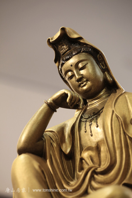 台灣銅雕藝術-靜思觀音